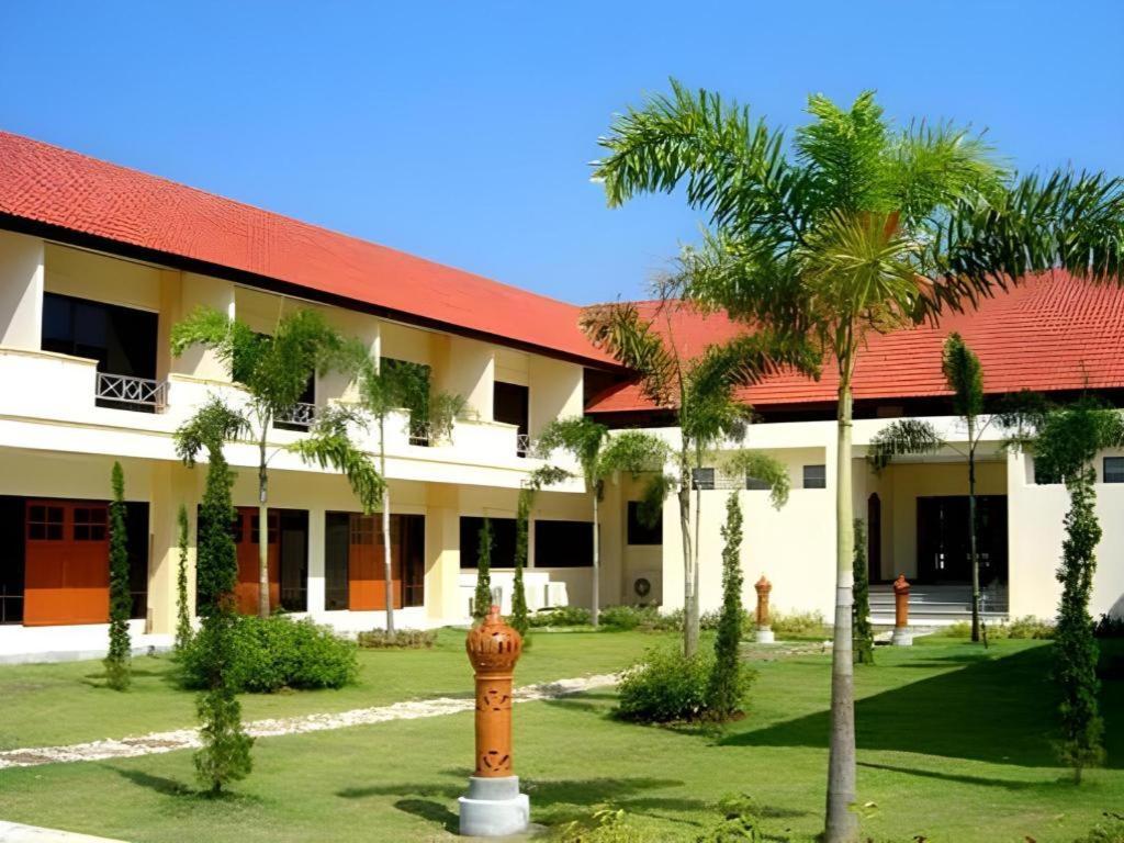 Golden Land Hotel Chiang Rai Luaran gambar