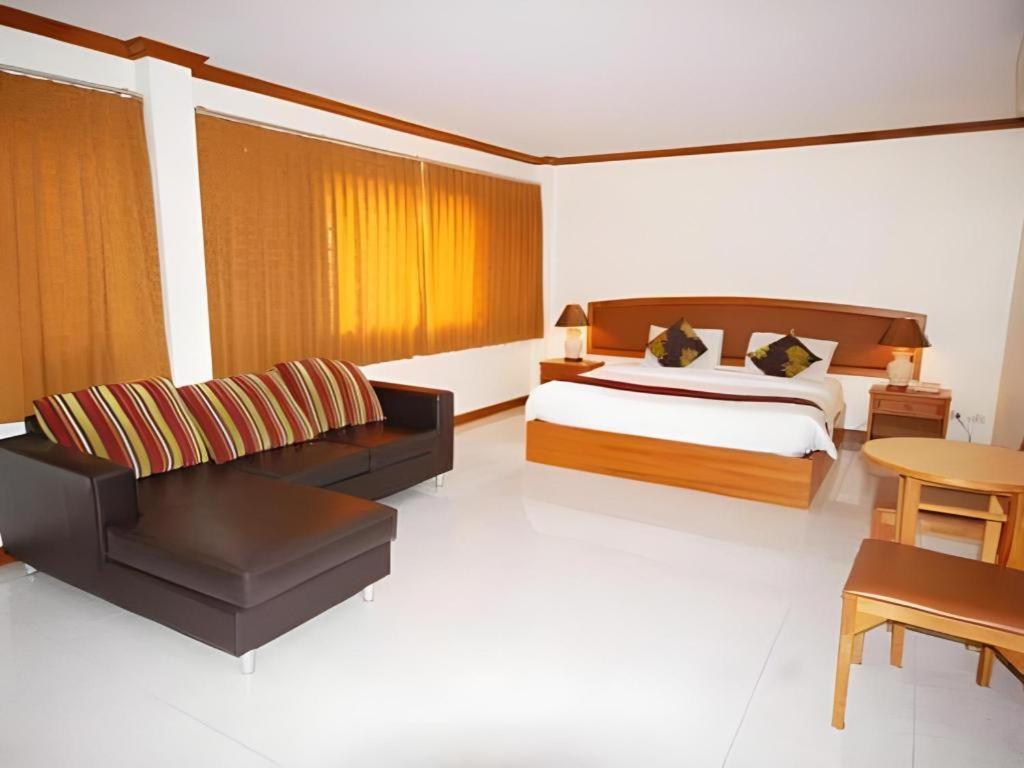 Golden Land Hotel Chiang Rai Luaran gambar